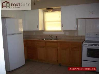 Main picture of 1410 W 16th St