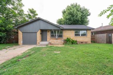 Main picture of 5408 S Youngs Pl