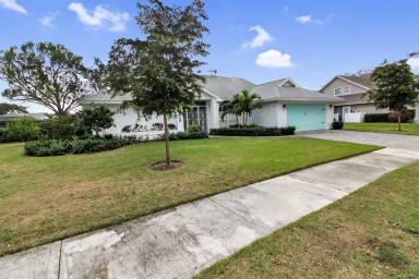 Main picture of 225 Woodingham Ln