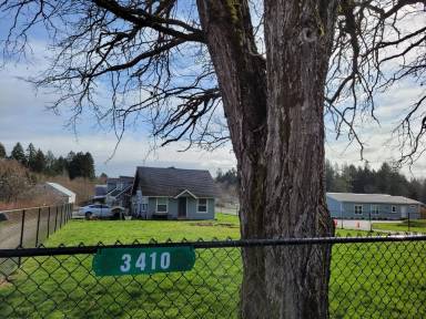 Main picture of 3408 Sleater Kinney Rd NE
