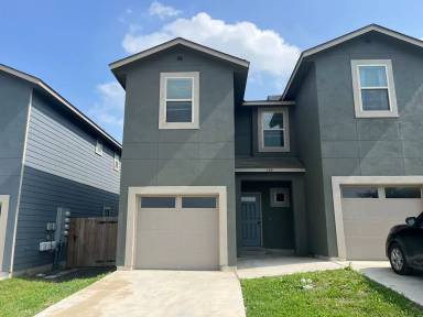 Main picture of 6414 Marcel Way