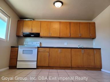 Main picture of 590 El Centro Ave