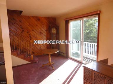 Main picture of 22 Stoughton St