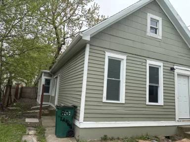 Main picture of 341 Massachusetts Ave