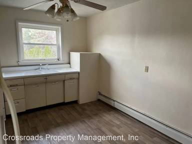 Main picture of 15 N Royal St