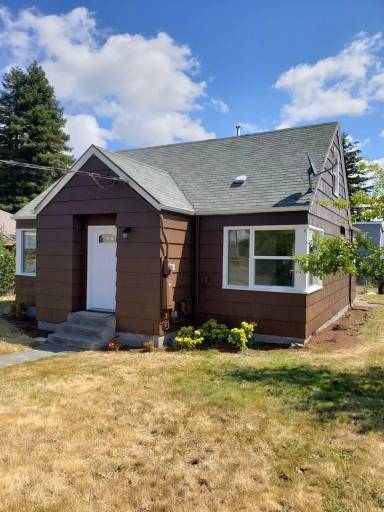Main picture of 3639 S Alaska St