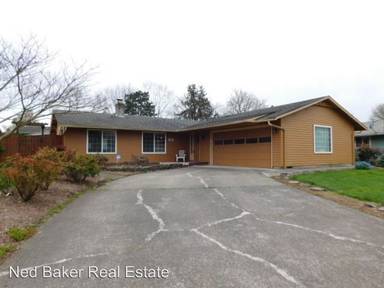 Main picture of 492 Glynbrook St N