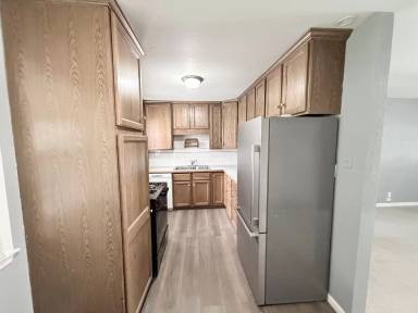Main picture of 2503 S Crescent Ave