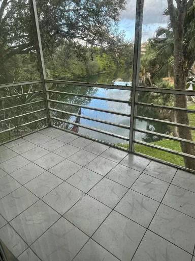 Main picture of Live Oaks Condo