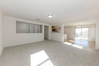 Main picture of 1141 Renaissance Trl