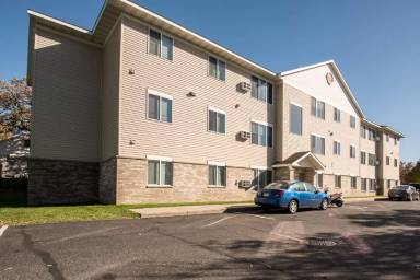 Main picture of 1700 University Dr SE