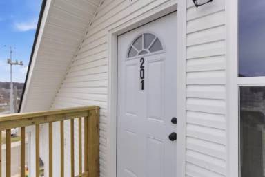 Main picture of 2303 Parkview Ave