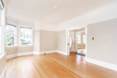 Main picture of 603 E 15th St