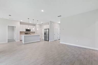 Main picture of 8453 Olster Dr