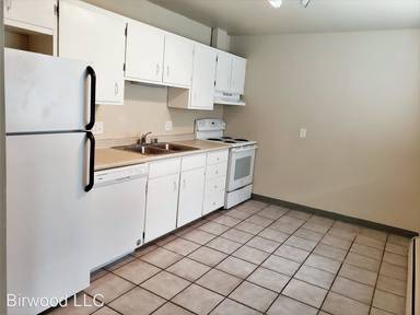 Main picture of 2105 Lake Point Dr