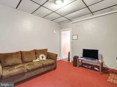 Main picture of 423 Lindberg Ave