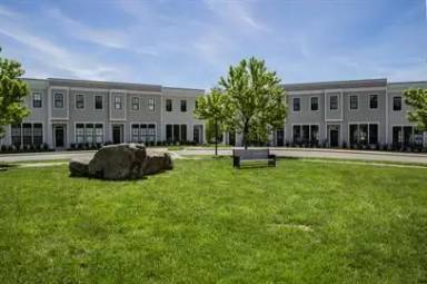 Main picture of 118 Philips Sq