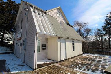 Main picture of 802 Price St