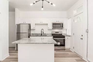 Main picture of 58 N 20th St