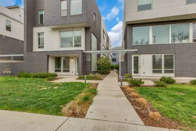 Main picture of 3258 Federal Blvd