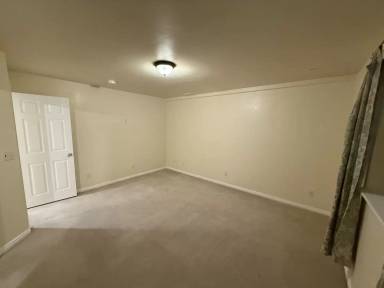 Main picture of 690 E Valley Hills Dr
