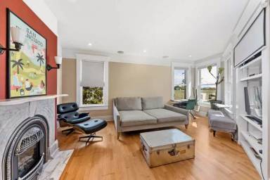 Main picture of 310 Richland Ave