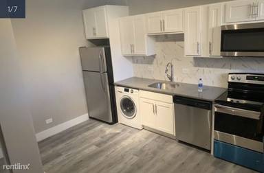 Main picture of 5256 S King Dr