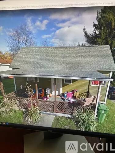 Main picture of 212 Woodridge St