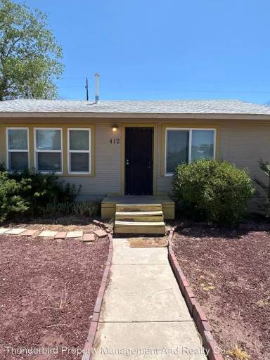 Main picture of 412 Harvard Dr SE