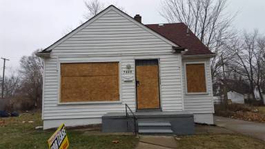 Main picture of 7330 Woodmont Ave