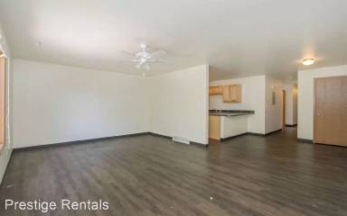 Main picture of 211 S Kellogg Ave