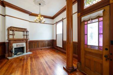 Main picture of 235 Dorland St