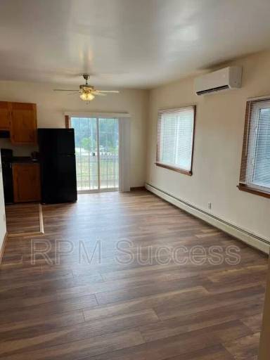 Main picture of 1014 Braley Rd