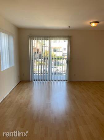 Main picture of 5224 Cartwright Ave
