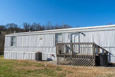Main picture of 809 Hillvale Rd