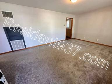 Main picture of 702 Greenwald St