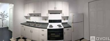 Main picture of 330 Tate St