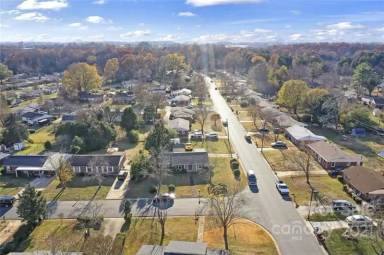 Main picture of 3721 Fagan Way