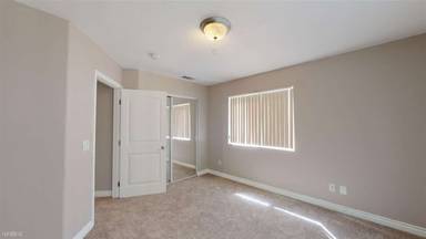Main picture of 16666 Gilmore St