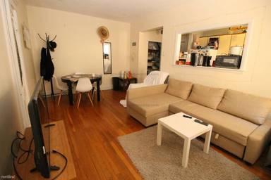Main picture of 229 Kelton St