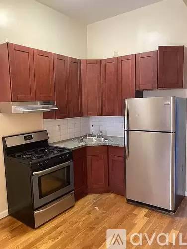 Main picture of 213 Wyckoff Ave