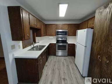 Main picture of 938 5th Ave W
