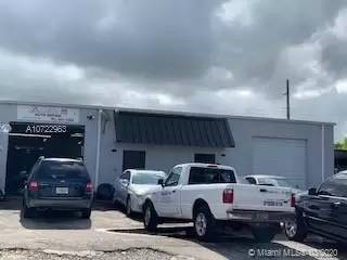 Main picture of 1901 Southwest 100th Terrace