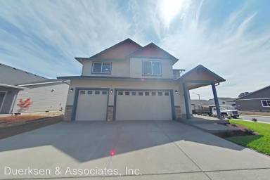 Main picture of 719 Deer Creek Way