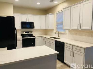 Main picture of 3330 Castleberry Village Cir