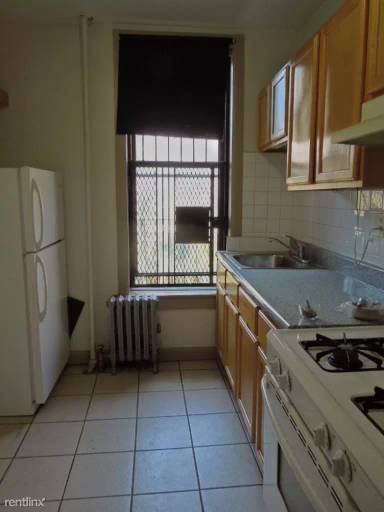 Main picture of 754 Washington Ave