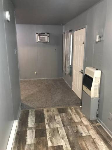 Main picture of 120 S Broadway St