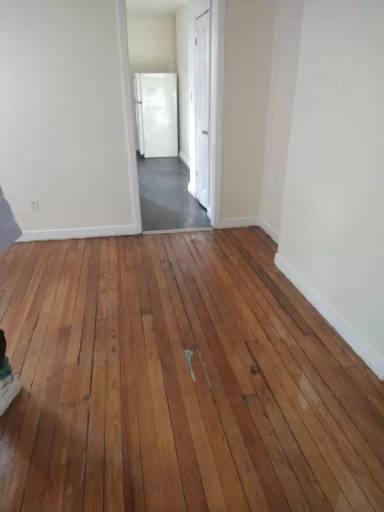 Main picture of 35 Cliff Ave