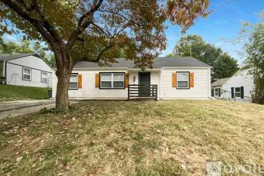 Main picture of 5006 Harmony Dr