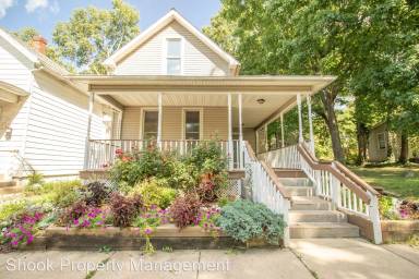 Main picture of 803 1/2 N 7th St